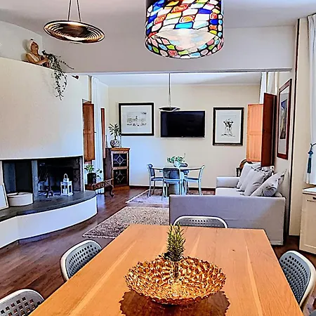 Apartment Iris Al Piano Terra Con Parcheggio Privato In Giardino E Patio In Centro Citta Senigallia